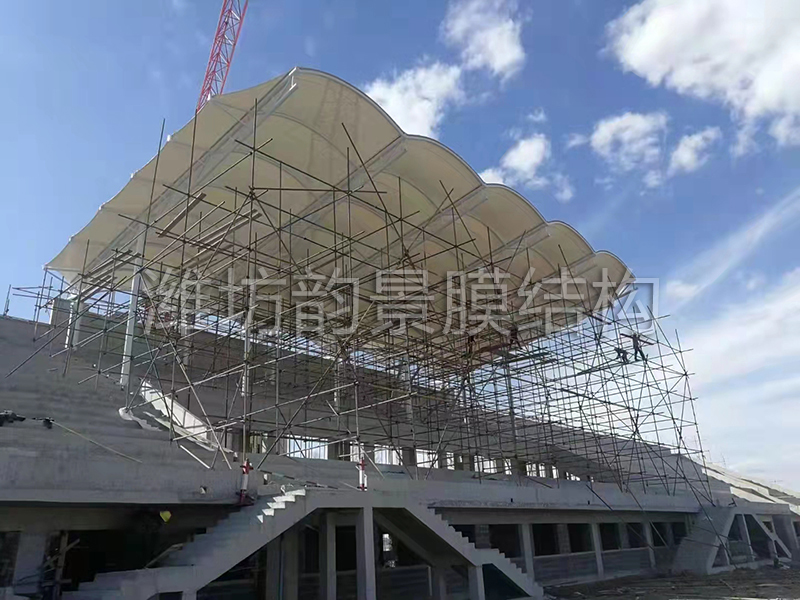 膜結構體育場看台